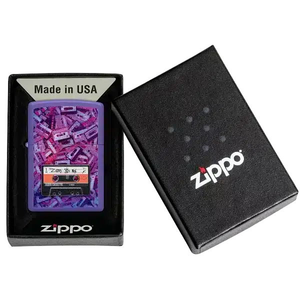 Encendedor Zippo 80s Cassette Tape Morado ZP48521