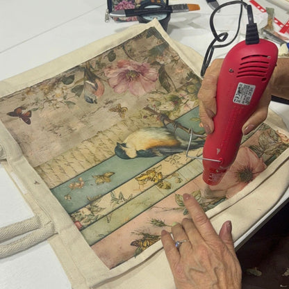 Workshop Proyecto Bolso Anukis – Decoupage con Papel Seda