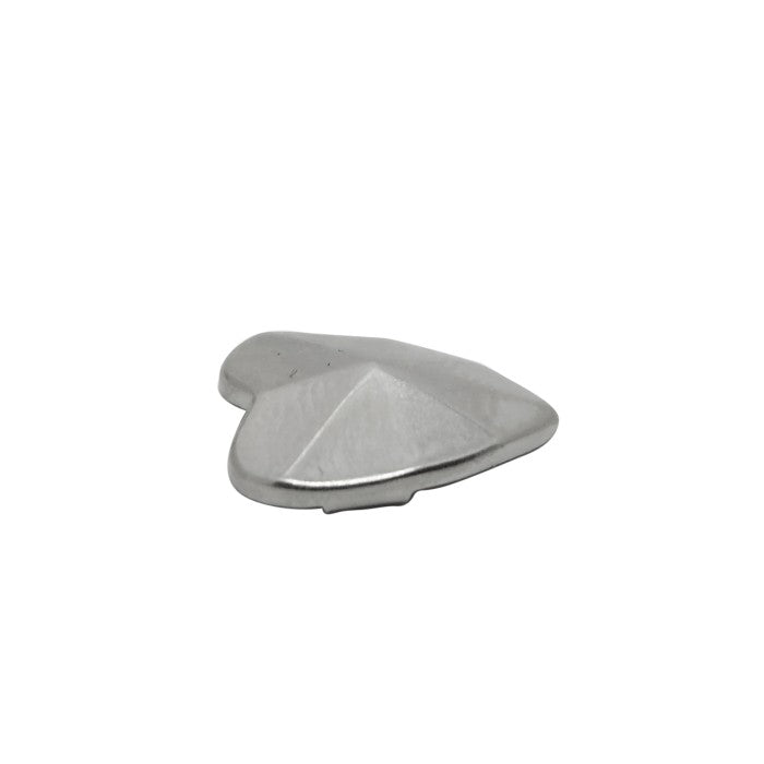 Adorno Corazon Piramide Niquel 14mm P20 Und. C8017