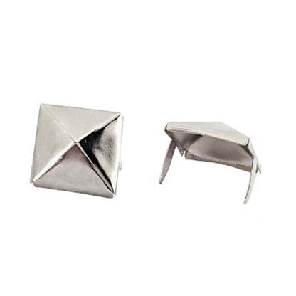 Adorno Piramide Niquel 15mm P20 Und. C8204