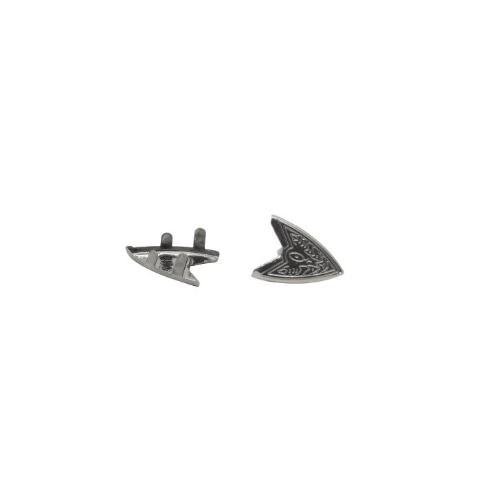 Adorno Puntera Estampada Niquel 10mm P20 Und. C8421
